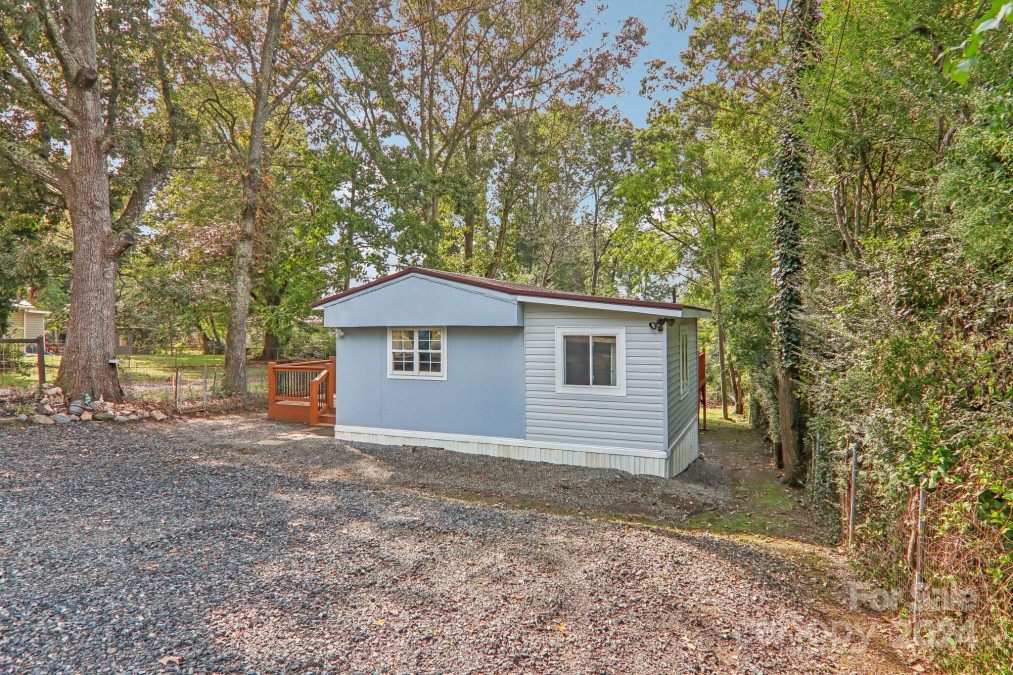 38 Ridge Rd Asheville, NC 28806