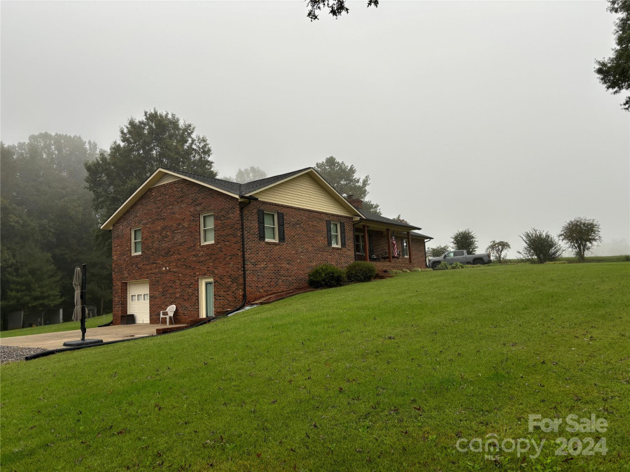 156 Hill Dairy Rd Statesville, NC 28625