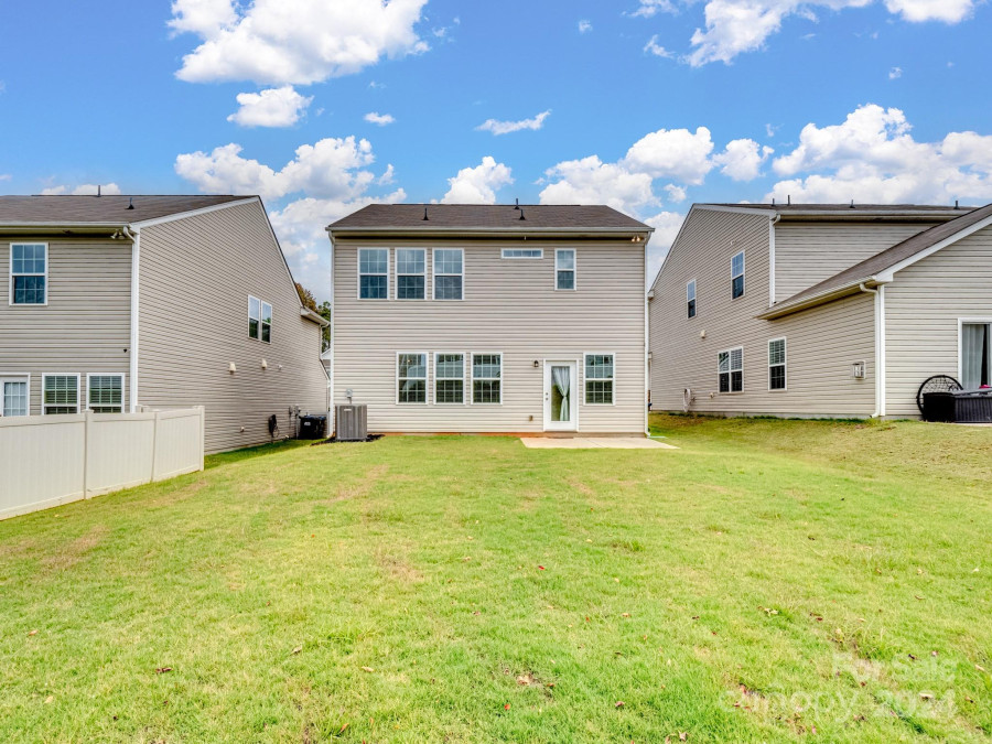 1226 Loggerhead Dr Lancaster, SC 29720