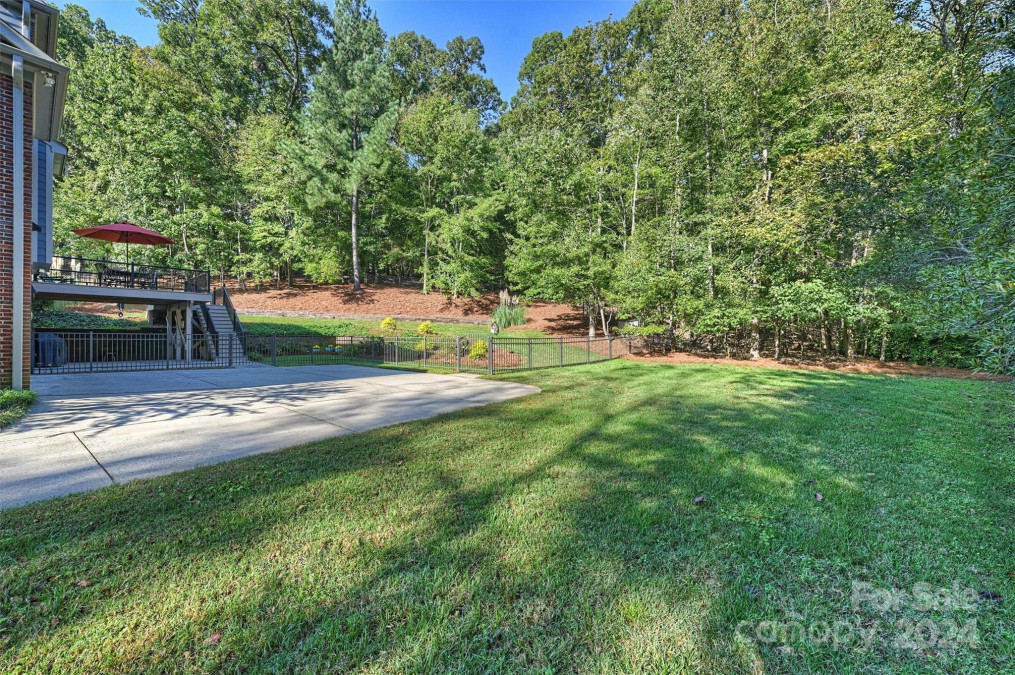 205 Rosedale Ln Matthews, NC 28105