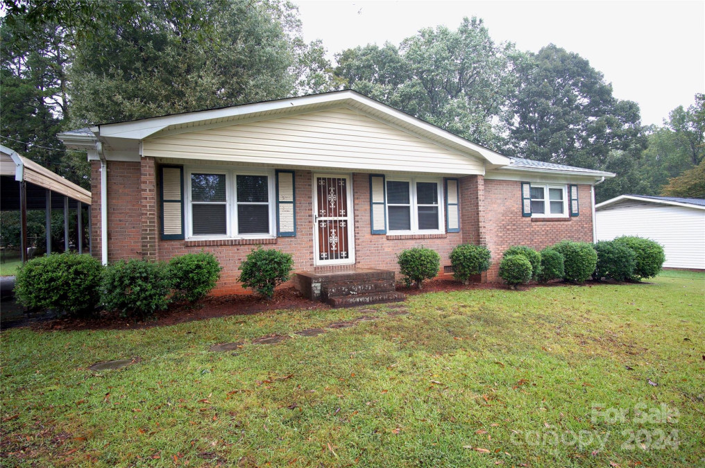 1934 Normandy Rd Kannapolis, NC 28081