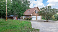 6654 Greedy Hw Hickory, NC 28602