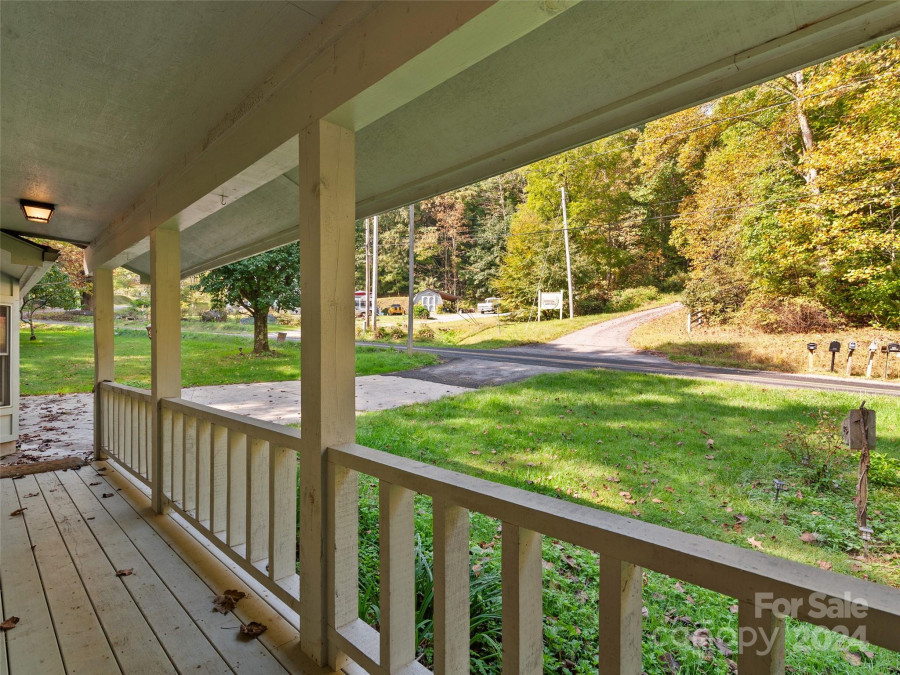 229 Medford Hannah Rd Waynesville, NC 28785