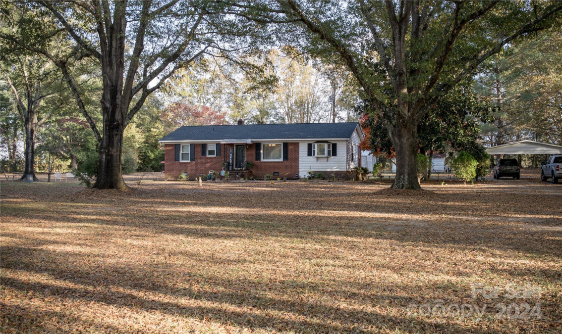 5775 Hightower Rd Fort Lawn, SC 29714