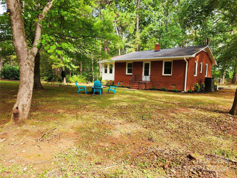 331 Sunderland Rd Belmont, NC 28012