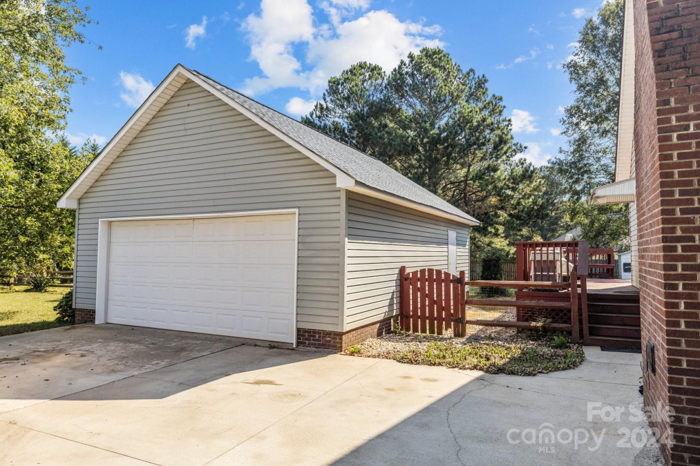 353 Mt Gallant Rd York, SC 29745