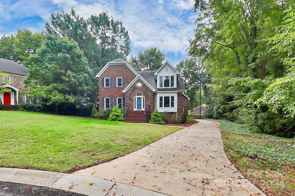 1404 Yerton Ct Charlotte, NC 28213