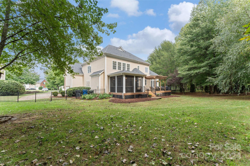 7603 Horseshoe Creek Dr Huntersville, NC 28078