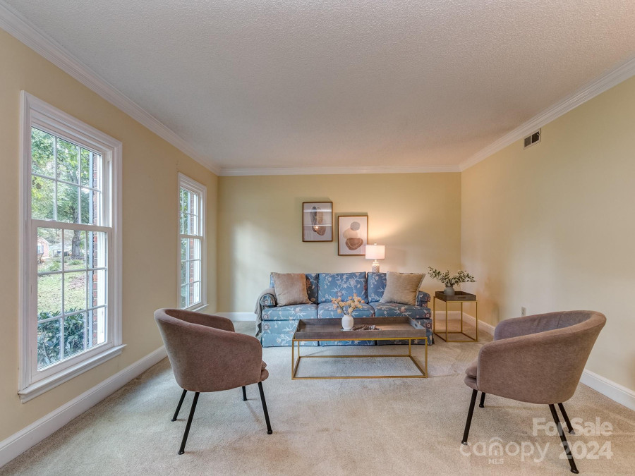 9240 Hemingford Ct Charlotte, NC 28277