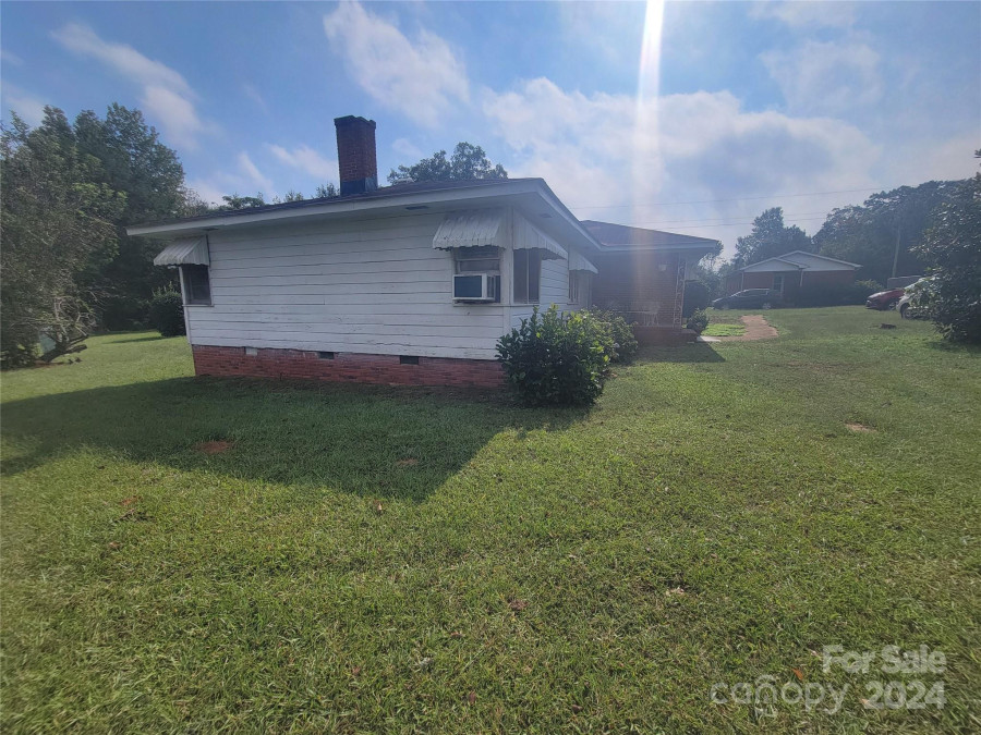 4978 Deep Creek Rd Wadesboro, NC 28170