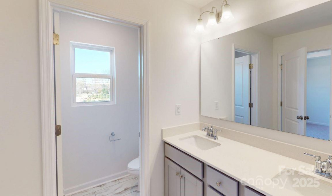 4057 Lawnview Dr Charlotte, NC 28269