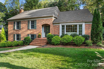 2925 Hinsdale St Charlotte, NC 28210