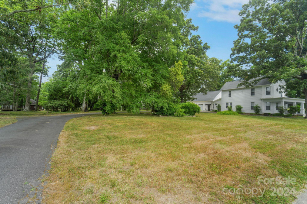 401 Hoke St Landis, NC 28088