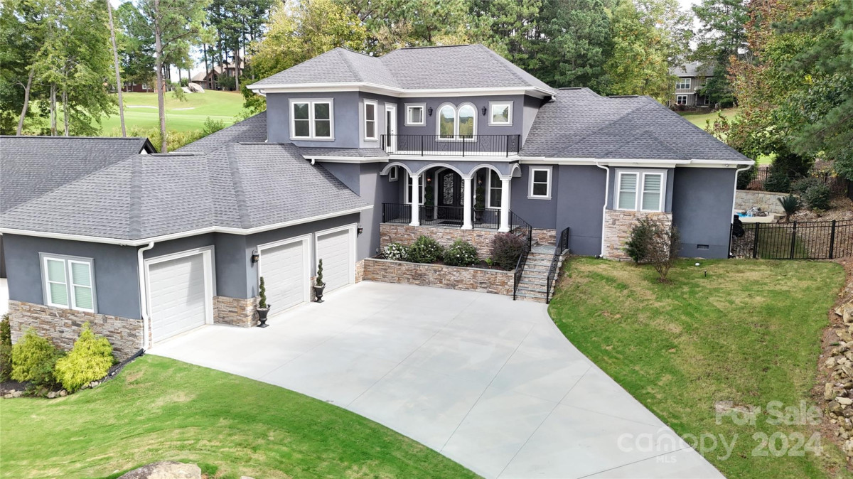 1454 Winged Foot Dr Denver, NC 28037