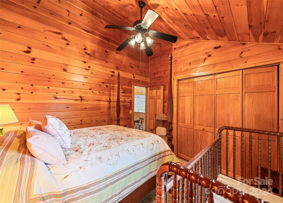 427 Cub Trl Maggie Valley, NC 28751