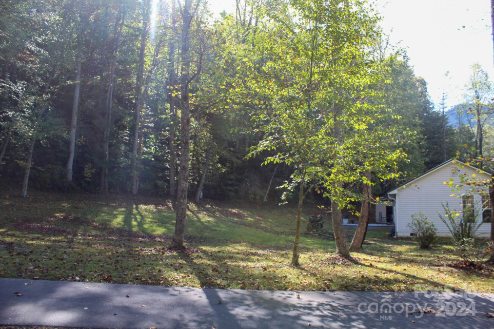 63 Wheat Field Rd Franklin, NC 28734