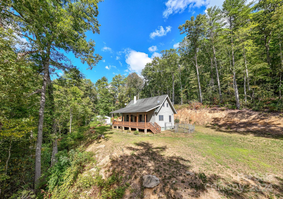 1315 Big Snowbird Rd Robbinsville, NC 28771