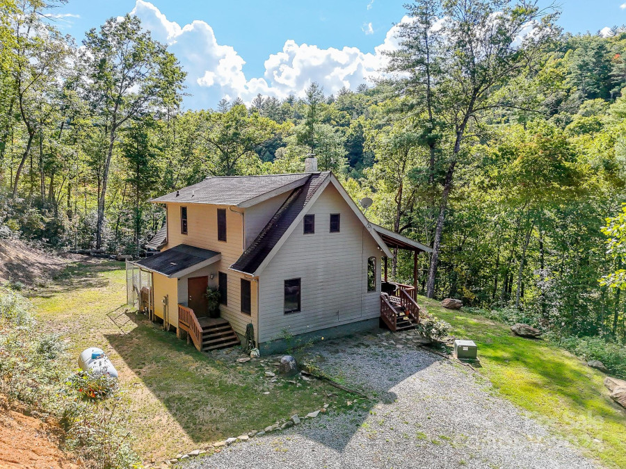 1315 Big Snowbird Rd Robbinsville, NC 28771