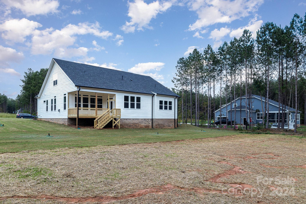 1336 Sage Pine Cir Clover, SC 29710