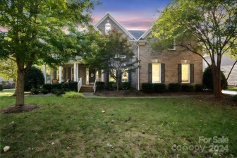 6326 Riverside Oaks Dr Huntersville, NC 28078