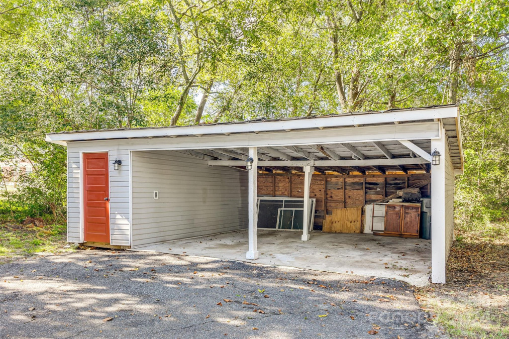 203 Kings Mountain St Clover, SC 29710