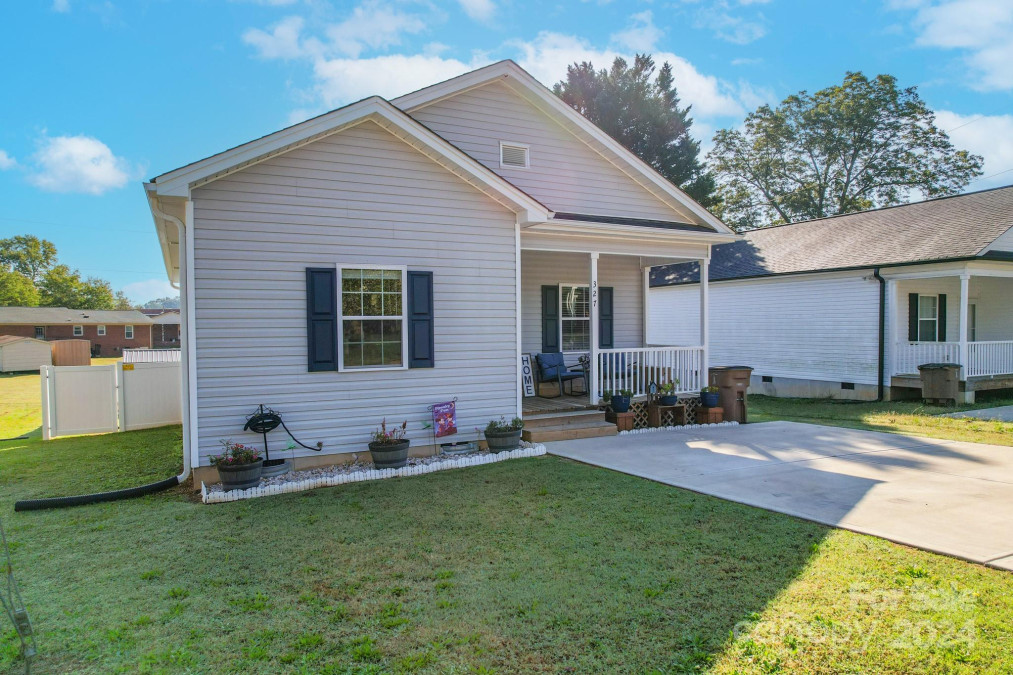 327 Martin St Shelby, NC 28150