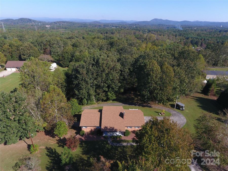 1158 Cajah Mountain Rd Hudson, NC 28638