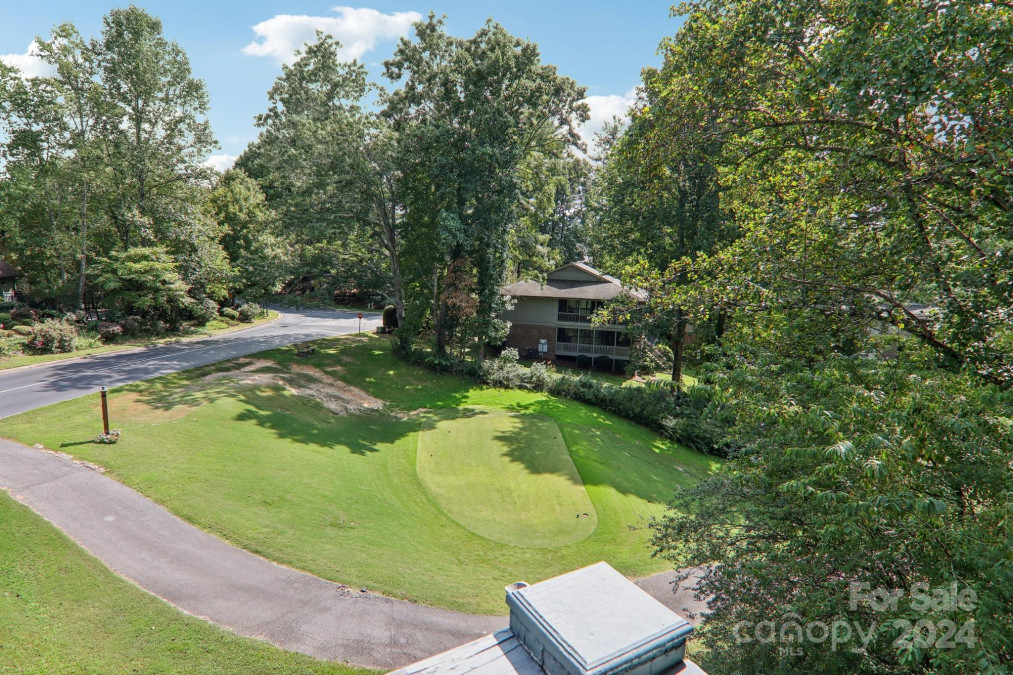 3503 Mountain Top Way Hendersonville, NC 28739