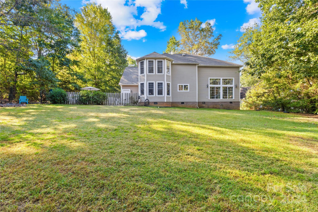 141 Red Brook Ln Mooresville, NC 28117