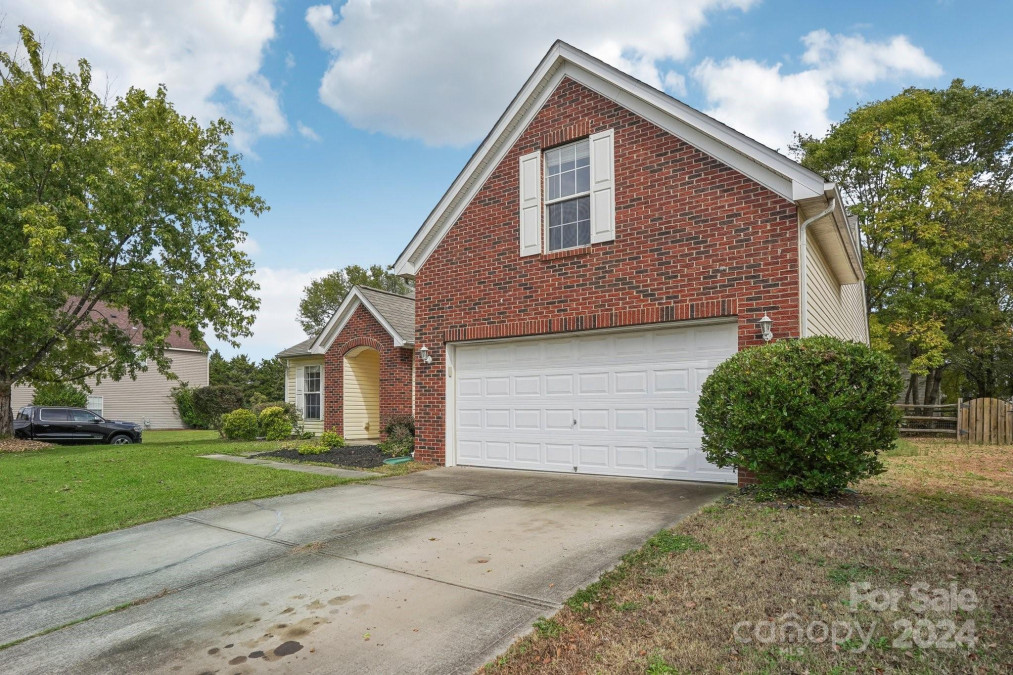 2114 Broad Plum Ln Indian Trail, NC 28079