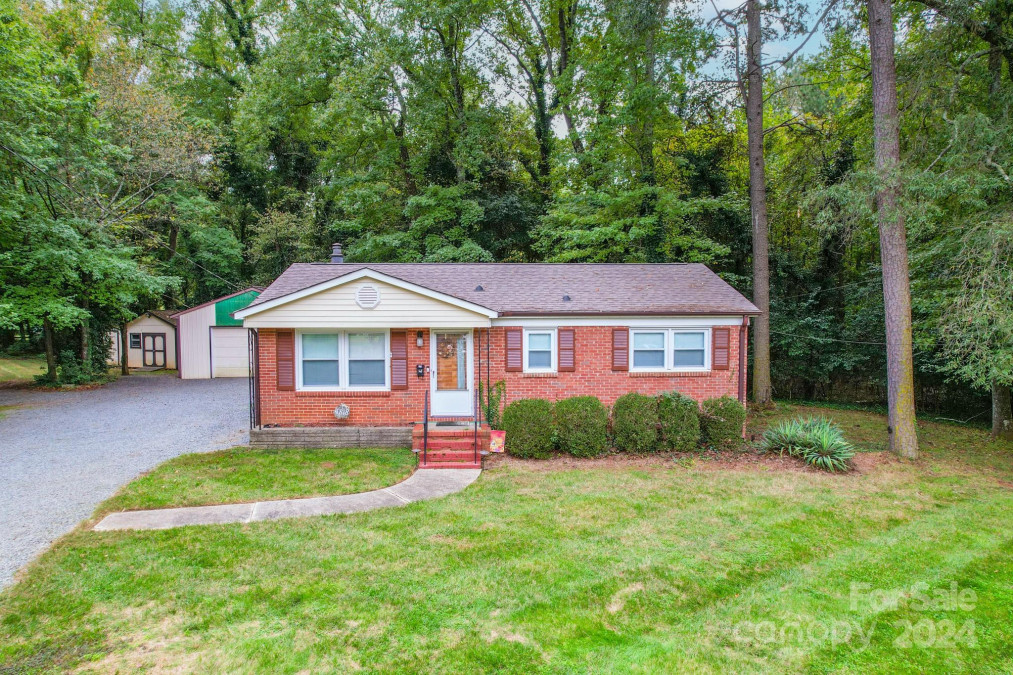 4818 Bethany Pl Charlotte, NC 28212