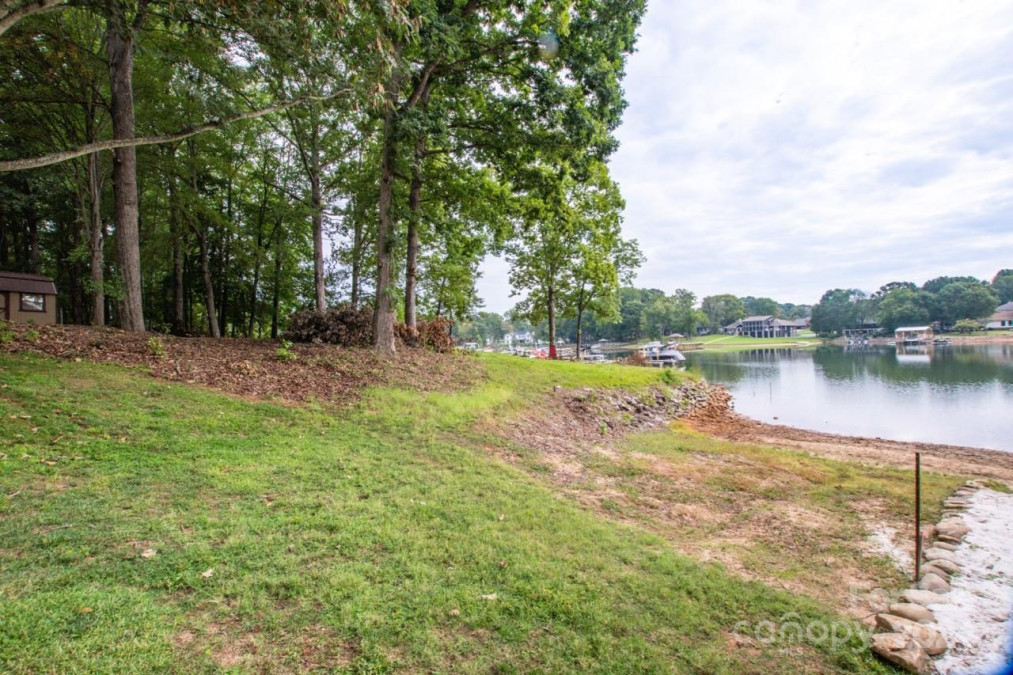 145 Bridlepath Ln Mooresville, NC 28117