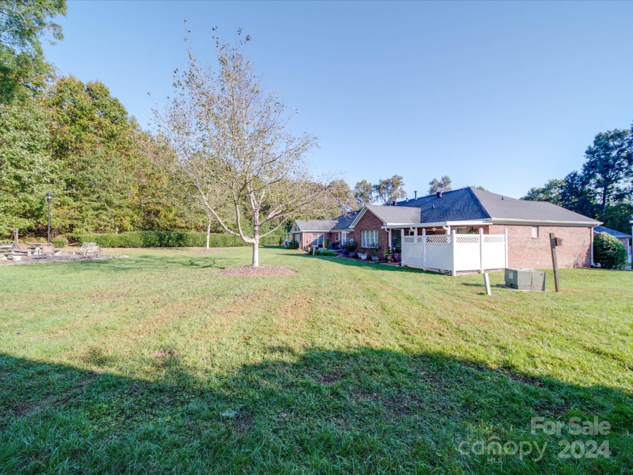 564 Royalty Ct Gastonia, NC 28054