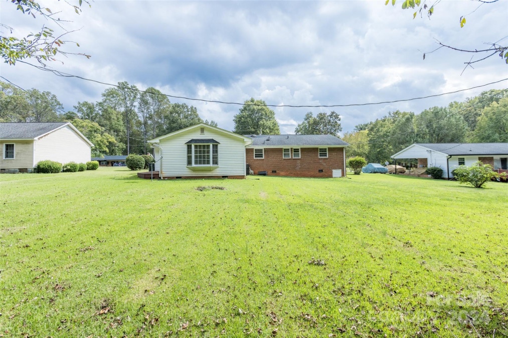 4429 Dawnwood Dr Gastonia, NC 28056