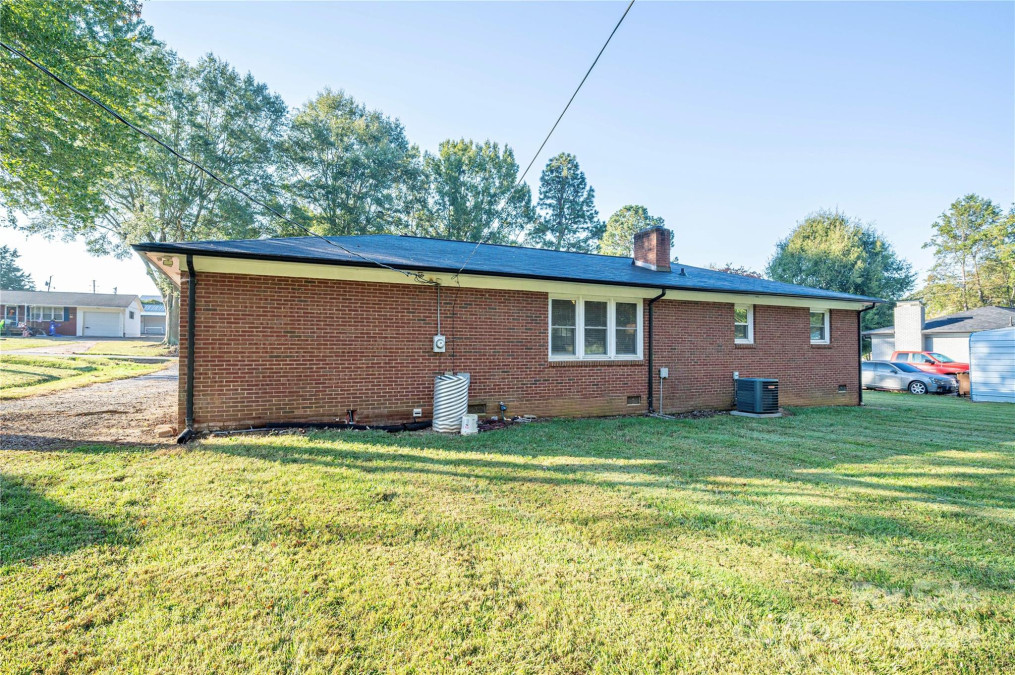 1763 Cameron Rd Lincolnton, NC 28092