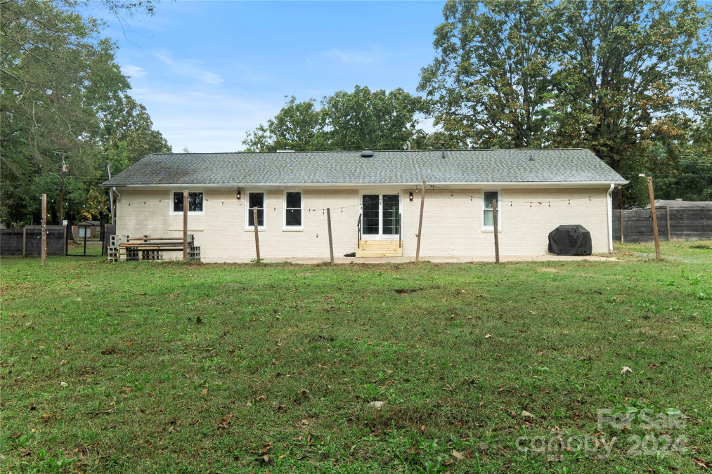 2218 Walters Division Rd Monroe, NC 28110