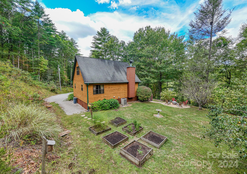 166 Franks Creek Rd Robbinsville, NC 28771