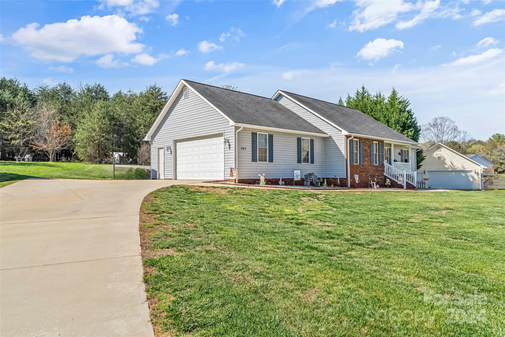 283 Alpine Cir Statesville, NC 28625