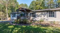 5450 Pembrooke Dr Granite Falls, NC 28630