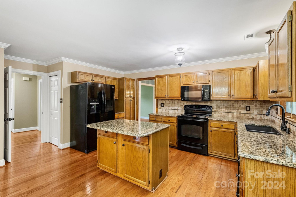 9917 Elm Creek Ln Charlotte, NC 28277