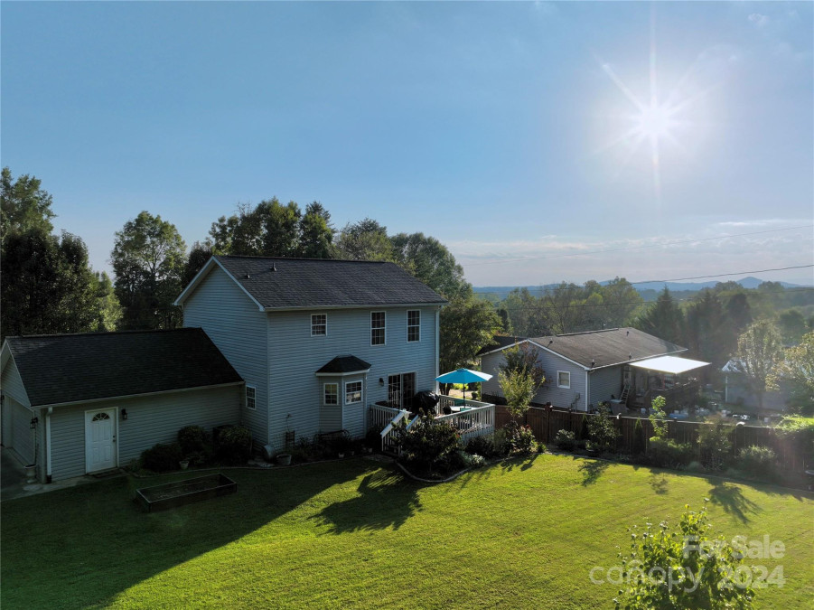 2516 Day Ct Hudson, NC 28638