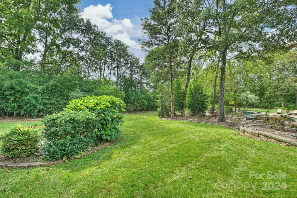 7303 Timberneck Ct Charlotte, NC 28277