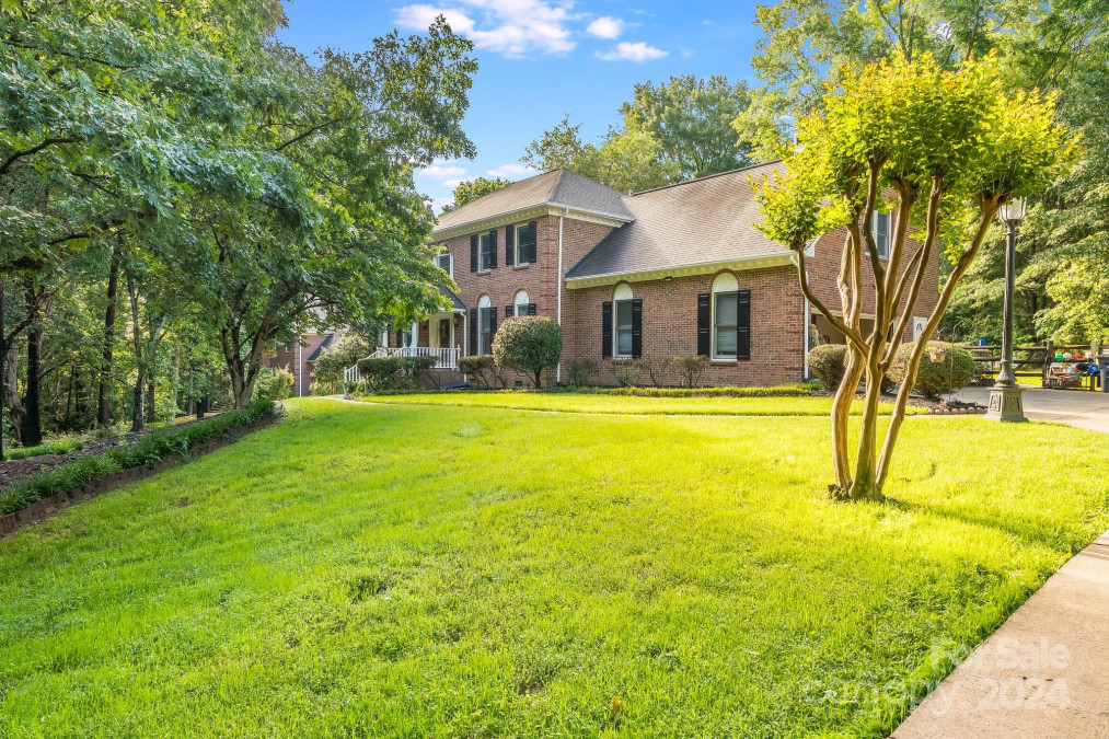 1134 Willow Oaks Trl Matthews, NC 28104