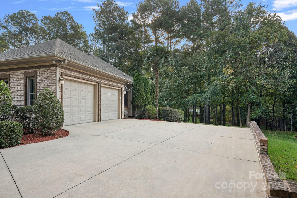 115 Hawk Run Ln Troutman, NC 28166