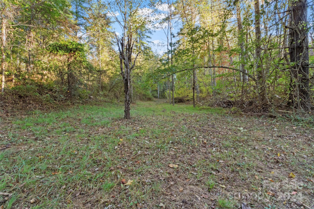 57 Tonto Rd Weaverville, NC 28787