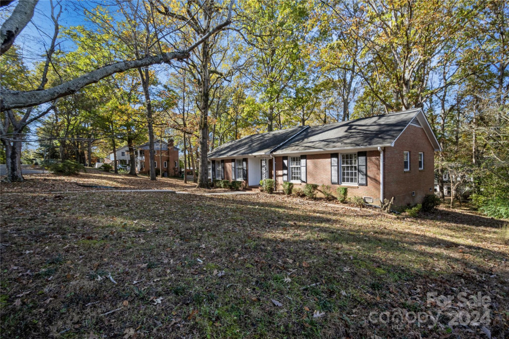 4601 Easthaven Dr Charlotte, NC 28212