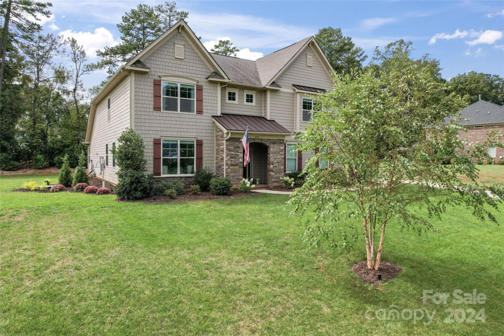 4131 Nottaway Place Dr Matthews, NC 28105