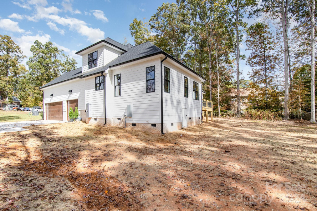 1025 Readsboro Dr Mt Ulla, NC 28125