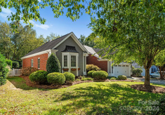 6209 Caslon Ct Charlotte, NC 28270