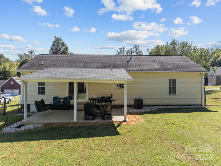 165 Rebecca Ln Salisbury, NC 28146